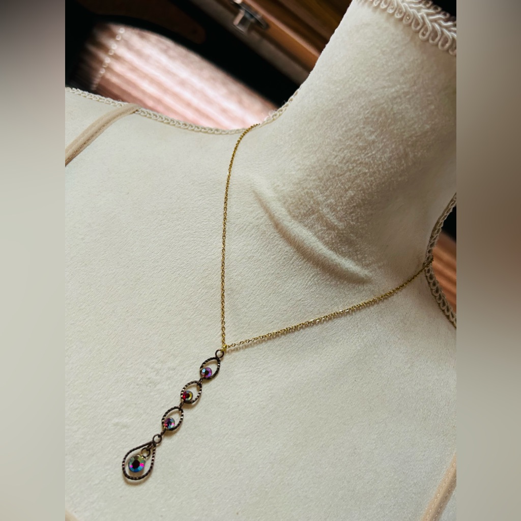 Vintage Rainbow Aurora Borealis Drop Pendant On Chain Necklace